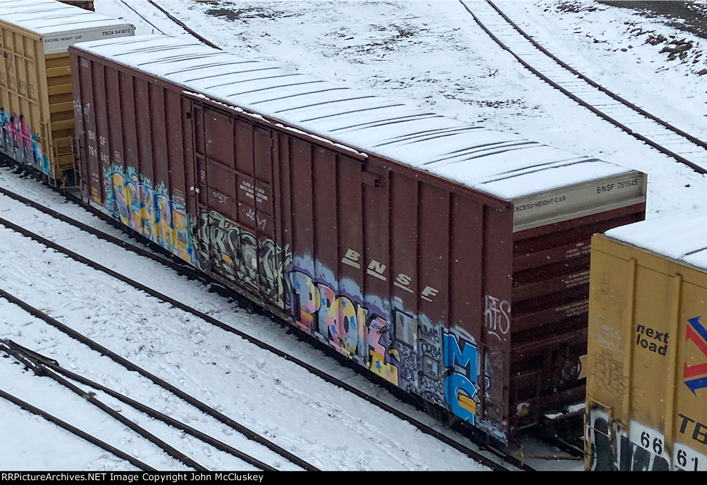 BNSF 761945